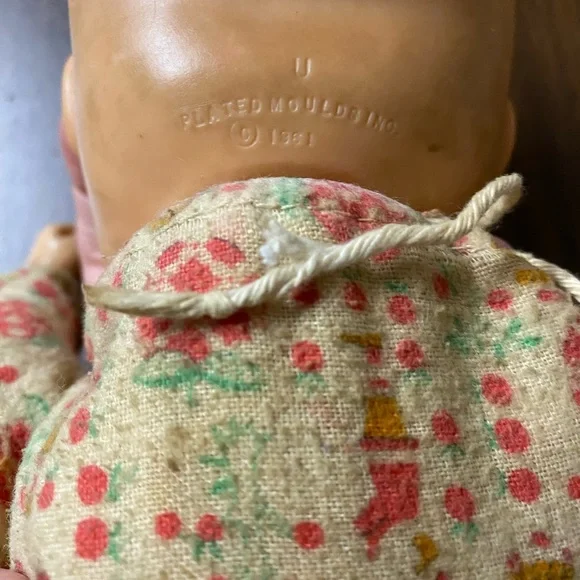 very Vintage Plated Mounds Very Sweet 1961Newborn Type Baby doll